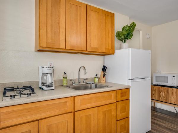 Aloha Suites Waikiki : photo 2 de la chambre studio lit queen-size 