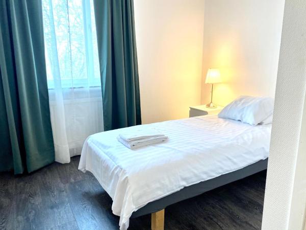 Tokeryds Herrgård : photo 4 de la chambre chambre simple avec salle de bains privative