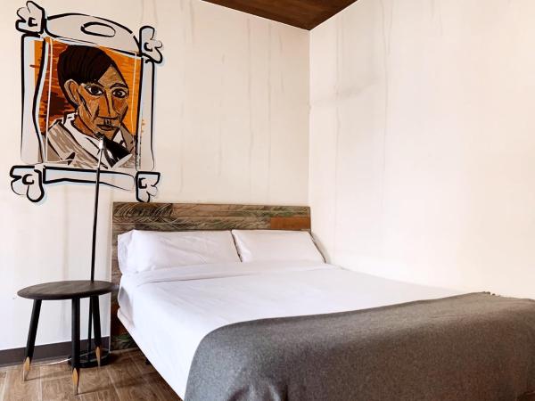 room00 Chueca Hostel : photo 7 de la chambre chambre double ou lits jumeaux