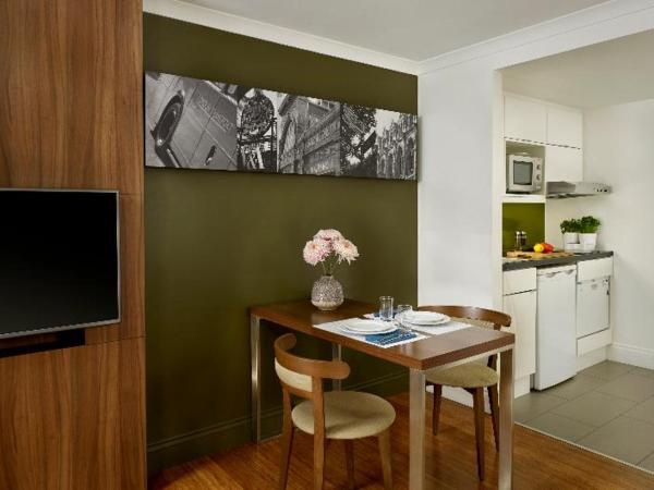 Citadines South Kensington London : photo 2 de la chambre room #11563511