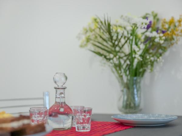 The 3 Brothers' Apts : photo 6 de la chambre studio lit king-size avec canapé-lit