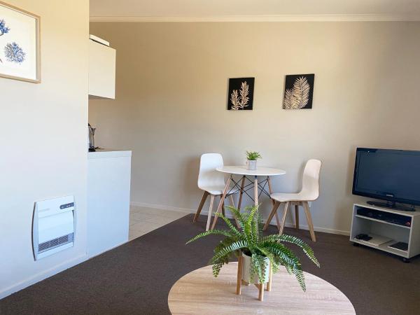 Alpine Lake Motel : photo 6 de la chambre suite junior