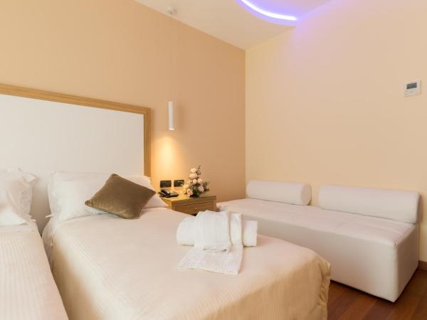 Hotel Villa Esperia : photo 5 de la chambre chambre double supérieure