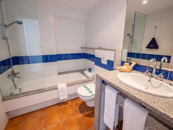 Hotel Calina : photo 2 de la chambre chambre double familiale