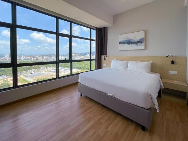 Swiss-Belhotel Kuantan : photo 6 de la chambre chambre familiale - vue sur ville