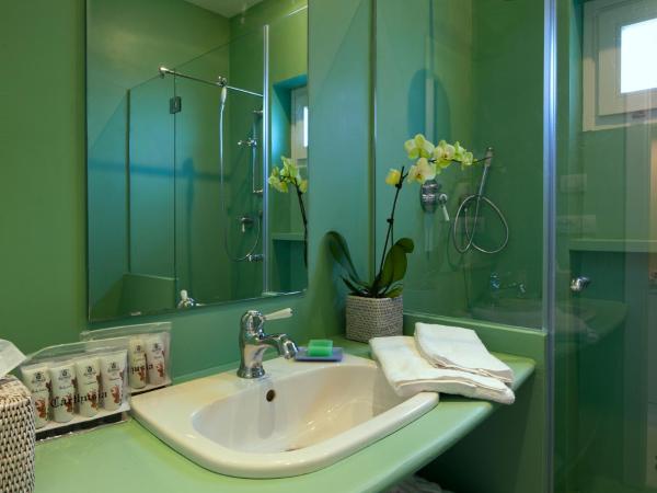 Casa Marta Capri : photo 8 de la chambre chambre quadruple