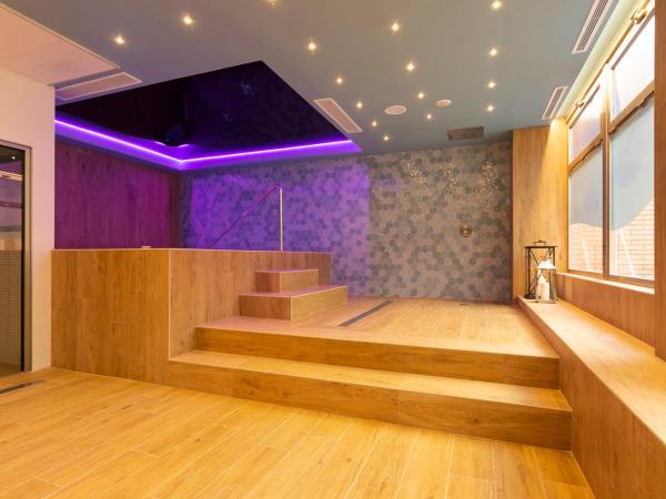 Aparthotel Los Girasoles : photo 10 de la chambre forfait romantique - chambre double