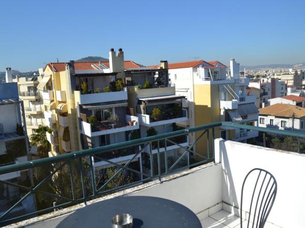 Rivitel Marousi Apartments : photo 1 de la chambre loft