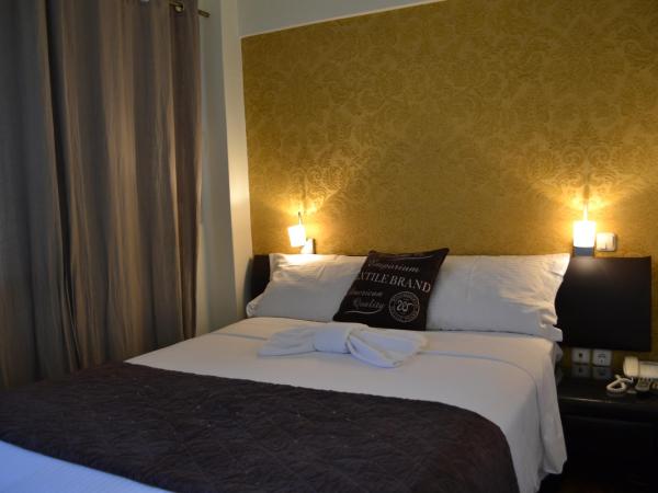 Rivitel Marousi Apartments : photo 1 de la chambre appartement avec balcon