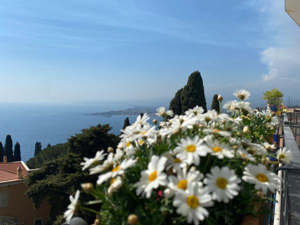 Chiaro di Luna : photo 4 de la chambre chambre de luxe avec balcon et vue sur la mer