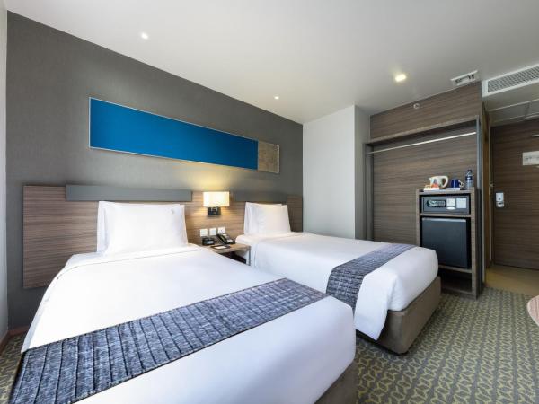 Holiday Inn Express Bangkok Sathorn, an IHG Hotel : photo 9 de la chambre chambre lits jumeaux standard