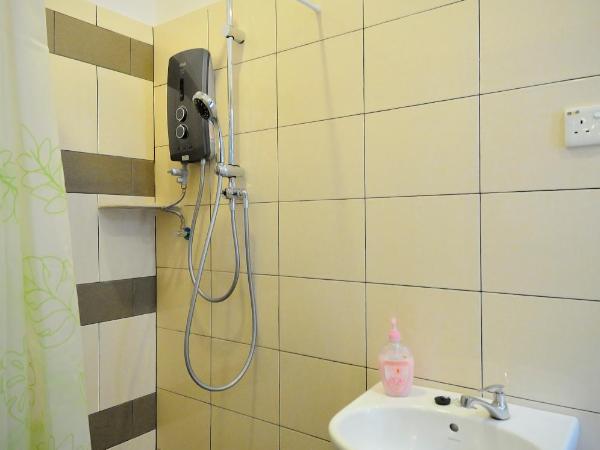 Thirty Three Stewart Houze : photo 3 de la chambre chambre double avec salle de bains privative