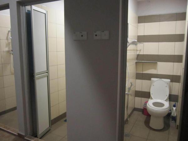 Thirty Three Stewart Houze : photo 5 de la chambre dortoir de 6 lits simples