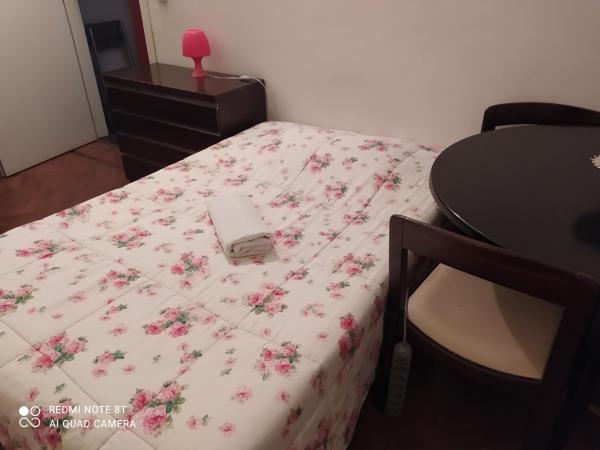 1Room in Milan : photo 8 de la chambre chambre simple avec salle de bains commune