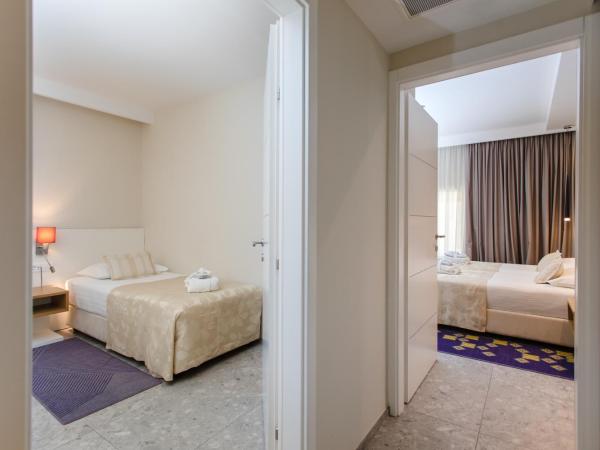 Hotel Lero : photo 3 de la chambre chambre familiale