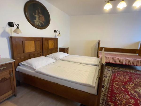 Pension Linden : photo 5 de la chambre chambre triple supérieure