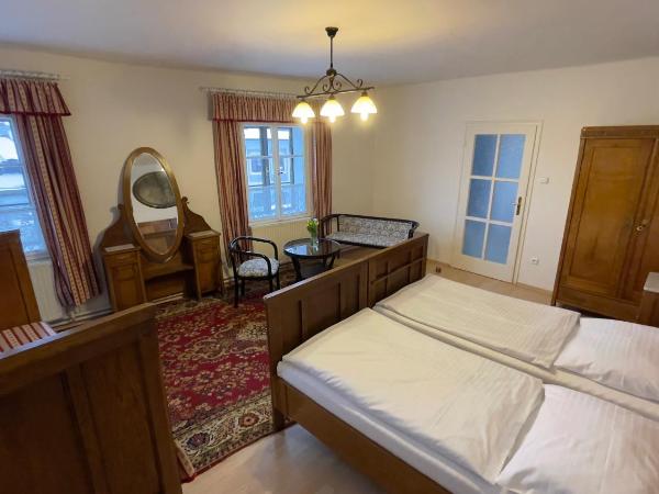 Pension Linden : photo 6 de la chambre chambre triple supérieure