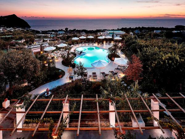Tenuta Del Poggio Antico : photo 6 de la chambre chambre double deluxe avec balcon - vue sur mer