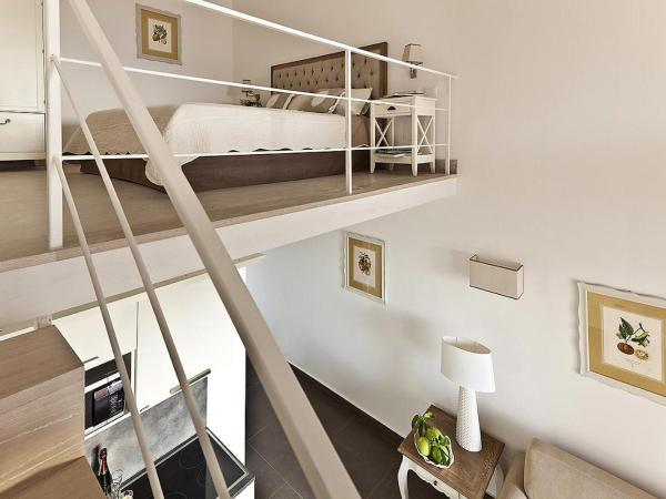 Tenuta Del Poggio Antico : photo 6 de la chambre suite junior - vue sur mer