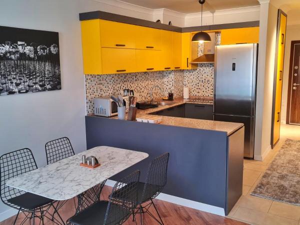 Letstay Sweet Home Yellow : photo 2 de la chambre appartement avec balcon