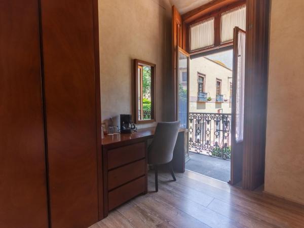 Hotel Madero : photo 7 de la chambre chambre lits jumeaux avec balcon