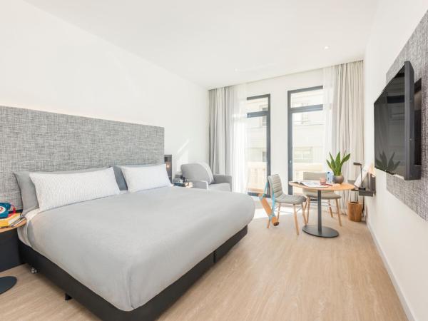 INNSIDE by Meliá Madrid Gran Vía : photo 1 de la chambre studio - vue sur gran vía