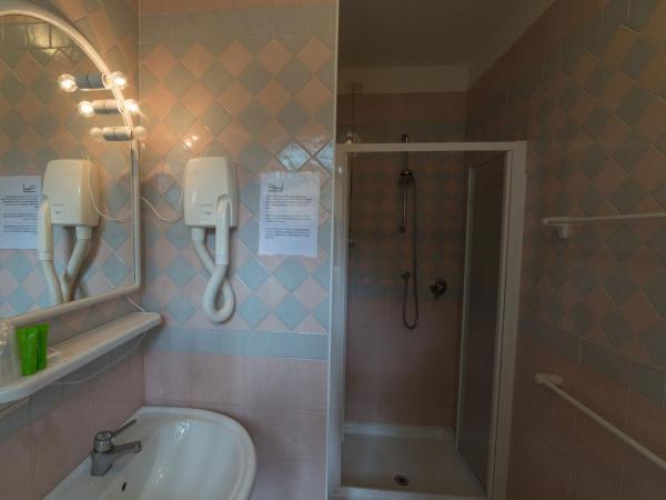 Hotel Airone : photo 3 de la chambre chambre double standard