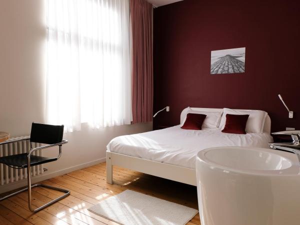 Villa Les Paquerettes : photo 3 de la chambre chambre double