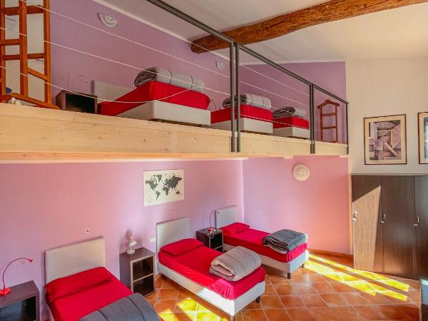 Emerald Palace : photo 1 de la chambre lit dans dortoir mixte de 6 lits