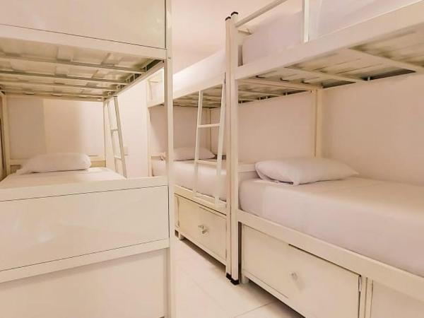 iHOSTEL ALDEOTA : photo 1 de la chambre lit dans dortoir pour hommes de 6 lits