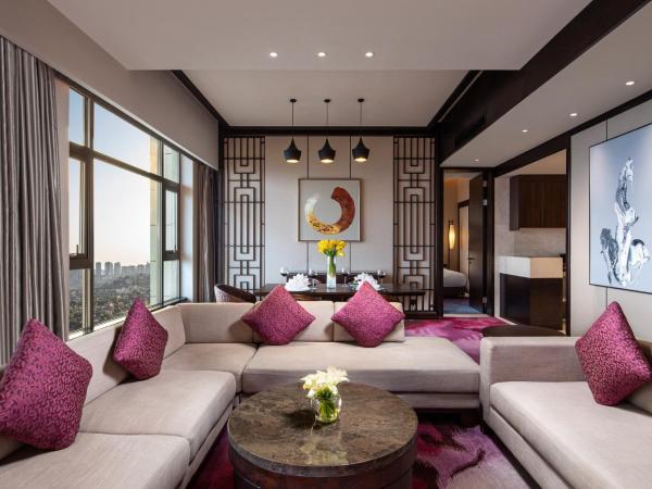 Crowne Plaza Chongqing New North Zone, an IHG Hotel : photo 4 de la chambre suite 2 chambres