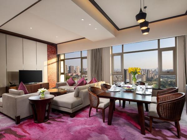 Crowne Plaza Chongqing New North Zone, an IHG Hotel : photo 2 de la chambre suite crowne plaza - vue spéciale