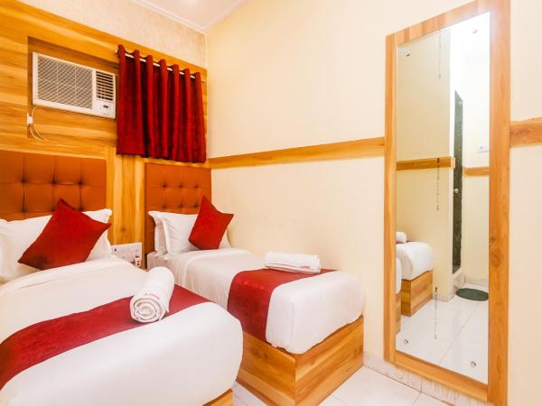 Aman Hotel near CST : photo 3 de la chambre double bed ac