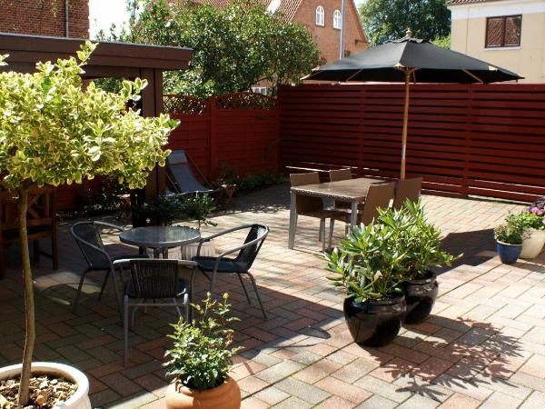 Billesgade Rooms : photo 4 de la chambre petite chambre double ou lits jumeaux avec salle de bains commune