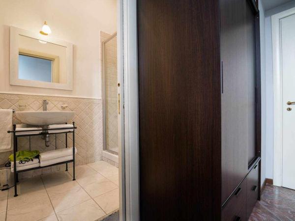 Seaside Caracciolo : photo 10 de la chambre chambre double