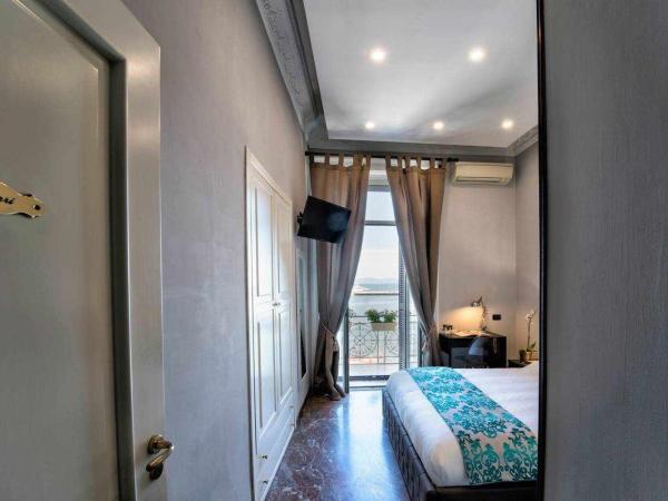 Seaside Caracciolo : photo 2 de la chambre chambre deluxe