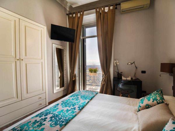 Seaside Caracciolo : photo 8 de la chambre chambre deluxe