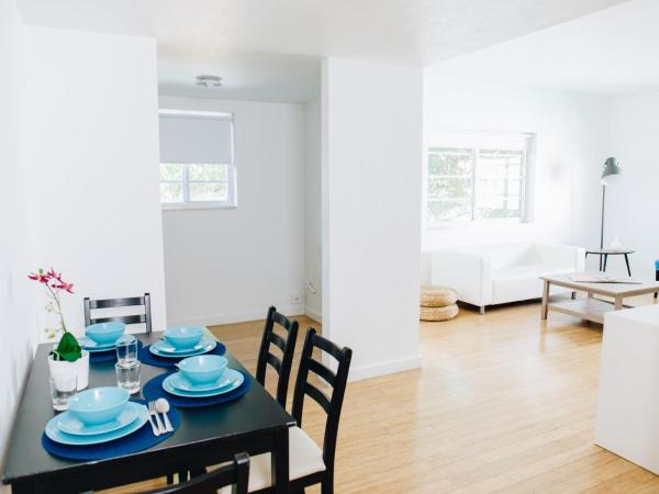 Aqua Hotel & Suites : photo 3 de la chambre suite 1 chambre - lit king-size