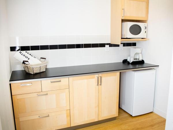 Aqua Hotel & Suites : photo 5 de la chambre suite 1 chambre - lit king-size