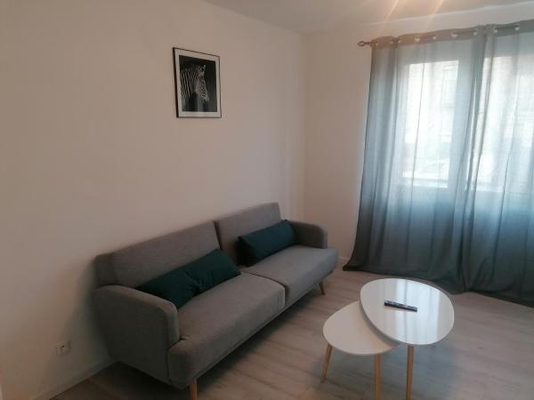 SWEET Appartment avec Wifi et parking : photo 10 de la chambre chambre double