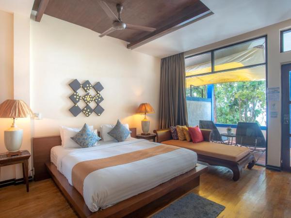 Koh Chang Cliff Beach Resort : photo 2 de la chambre chambre de luxe avec vue sur l'océan 