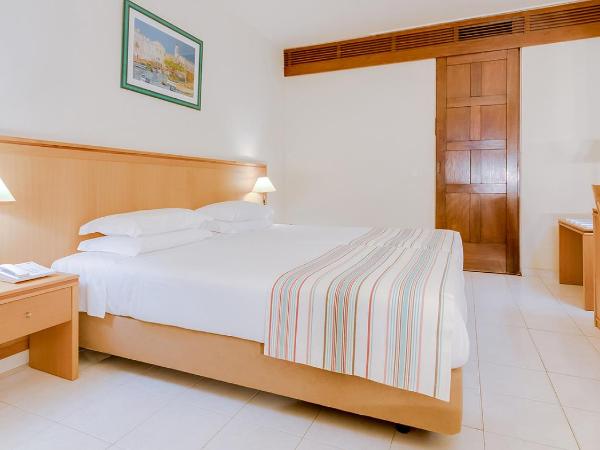 Auramar Beach Resort : photo 3 de la chambre chambre lits jumeaux