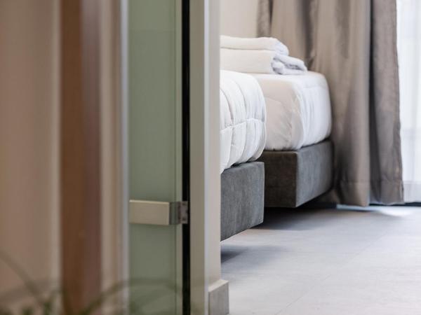 Morum City Hotel Chania : photo 6 de la chambre chambre familiale avec balcon