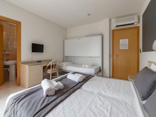 Hotel Airone : photo 3 de la chambre chambre quadruple