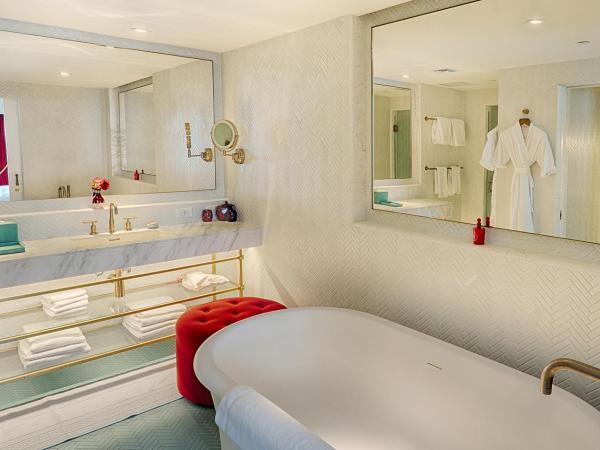 Faena Hotel Miami Beach : photo 7 de la chambre suite junior lit king-size - vue sur océan