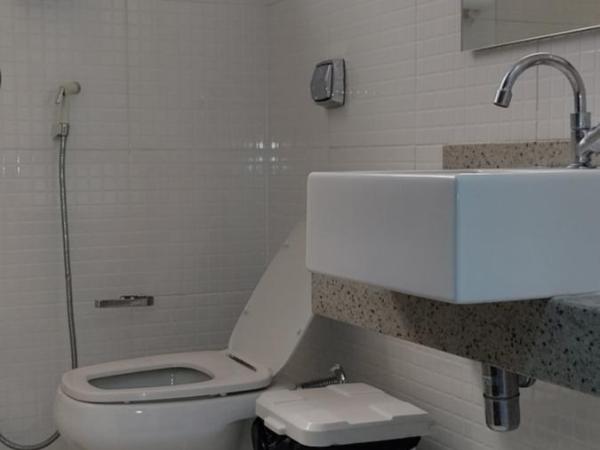 Hotel Barroco : photo 5 de la chambre chambre double avec toilettes communes