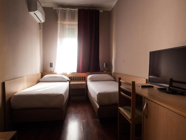 Hotel di Porta Romana : photo 3 de la chambre chambre lits jumeaux