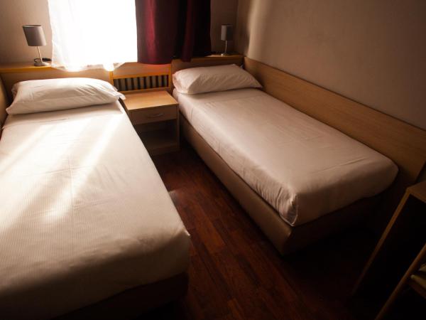 Hotel di Porta Romana : photo 2 de la chambre chambre lits jumeaux