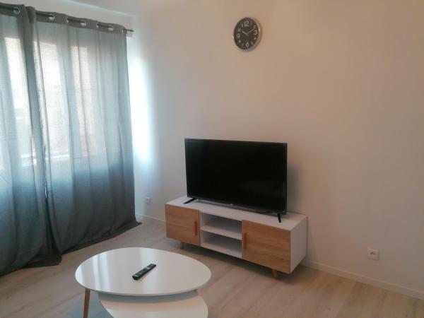 SWEET Appartment avec Wifi et parking : photo 9 de la chambre chambre double