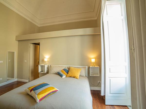 b&b le 4 leggende : photo 8 de la chambre chambre lit king-size avec balcon